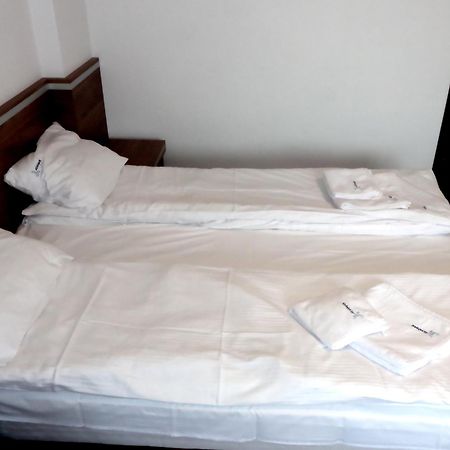 Bed and Breakfast Adamar Ястшембя-Гура Номер фото