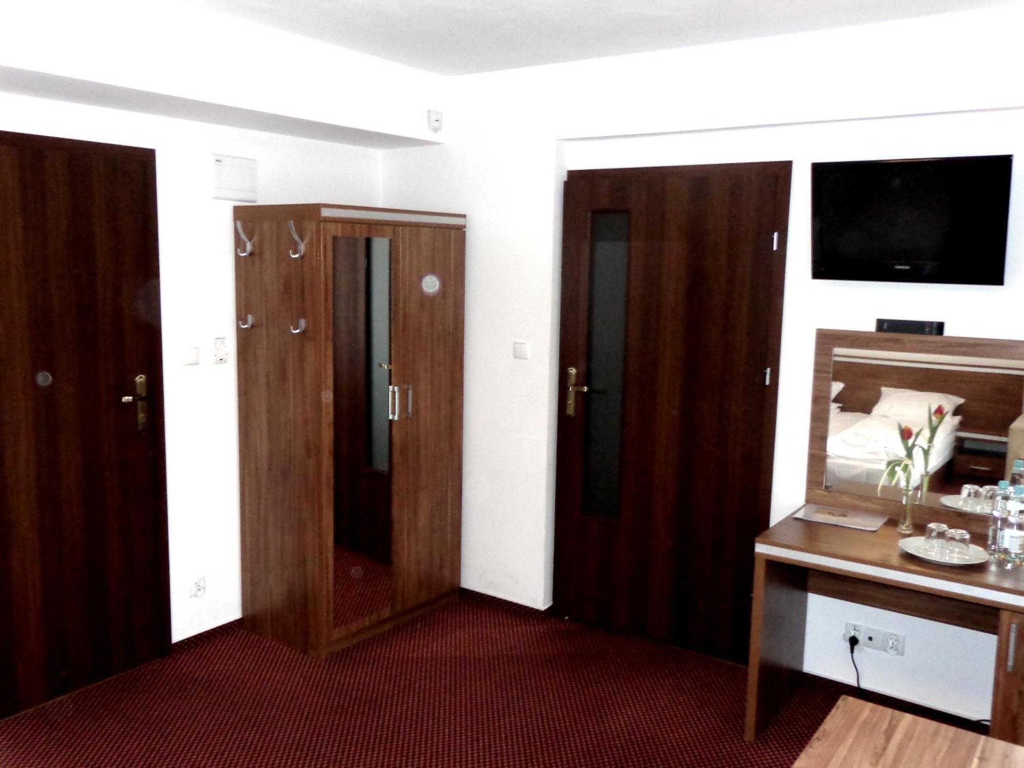 Bed and Breakfast Adamar Ястшембя-Гура Номер фото