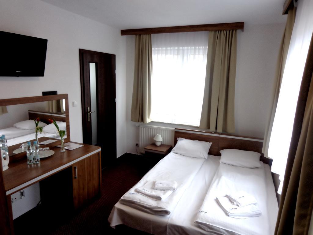 Bed and Breakfast Adamar Ястшембя-Гура Номер фото
