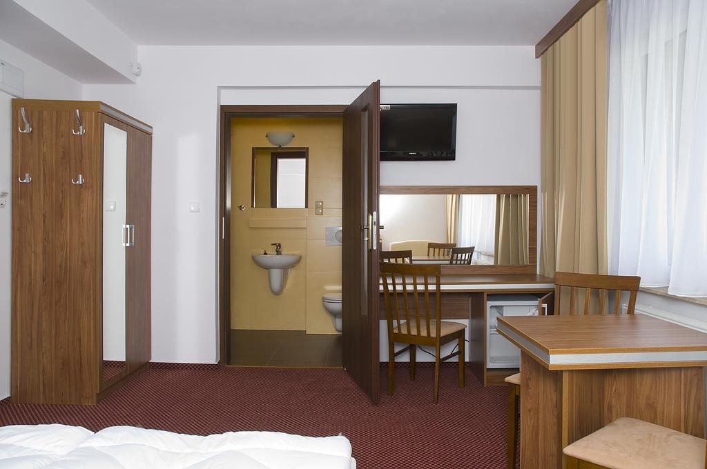 Bed and Breakfast Adamar Ястшембя-Гура Номер фото
