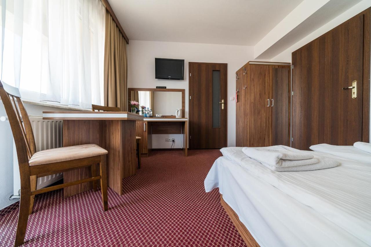 Bed and Breakfast Adamar Ястшембя-Гура Экстерьер фото