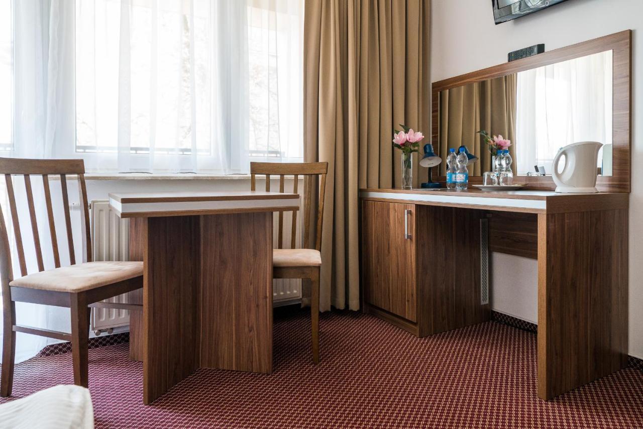 Bed and Breakfast Adamar Ястшембя-Гура Экстерьер фото