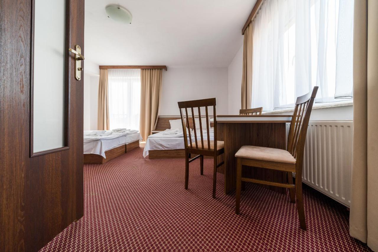 Bed and Breakfast Adamar Ястшембя-Гура Экстерьер фото